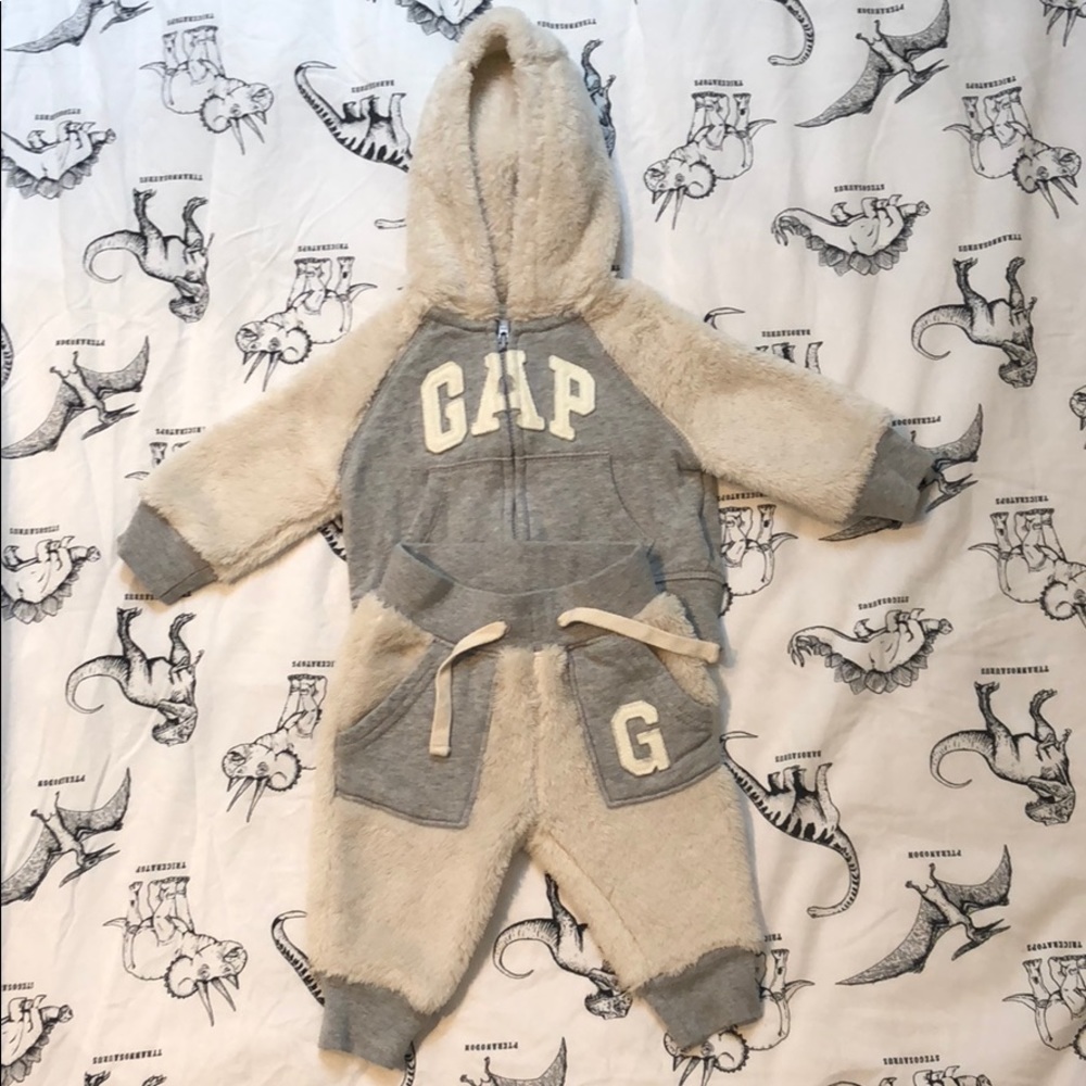 Baby gap zip sweater and pant set